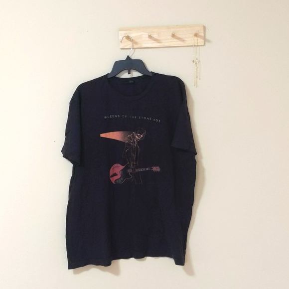 queens of the Stoneage Other - ✨3For$25✨Queens of the Stoneage Shirt Size XL